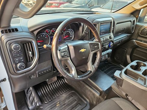 Used 2022 Chevrolet Silverado 3500 LT w/ Convenience Package AWD/4WD image 17