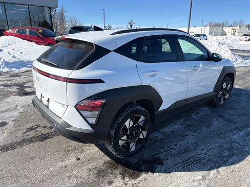 Used 2025 Hyundai Kona SEL image 3