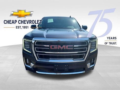 Used 2023 GMC Yukon SLT w/ SLT Luxury Package AWD/4WD image 9