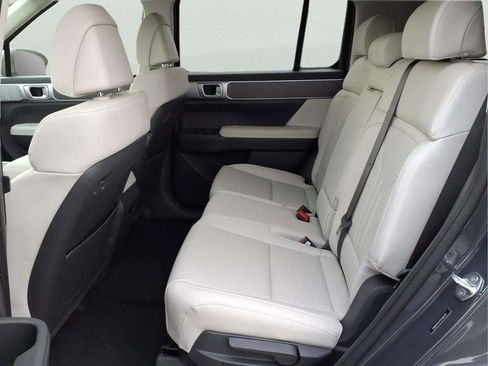 New 2026 Hyundai Santa Fe SEL FWD image 11