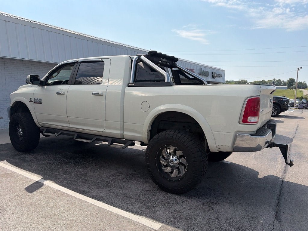Used 2018 RAM 2500 Laramie AWD/4WD image 9