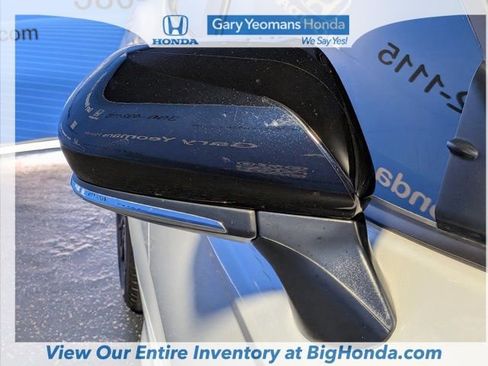 Used 2025 Toyota Camry XSE FWD image 13