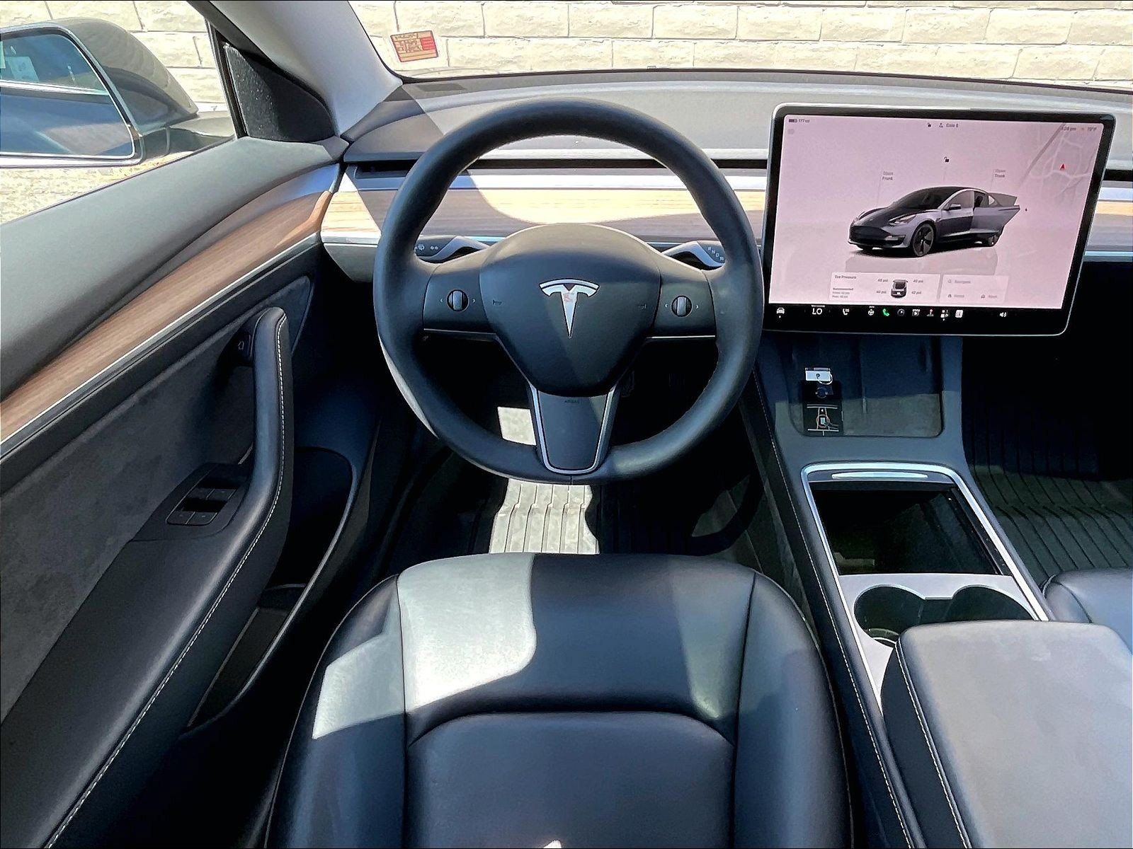 Used 2023 Tesla Model 3 Standard Range RWD image 4