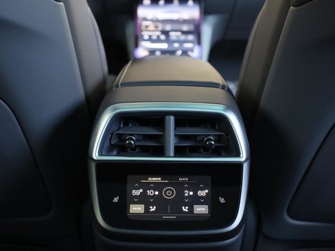 Used 2025 Lucid Air Touring AWD/4WD image 39