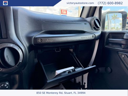 Used 2017 Jeep Wrangler Sport w/ Quick Order Package 24S AWD/4WD image 29