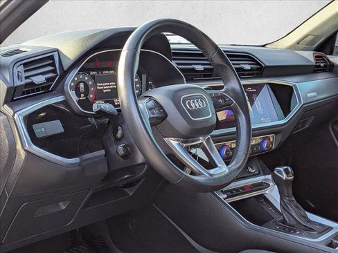 Used 2022 Audi Q3 2.0T Premium w/ Convenience Package image 8