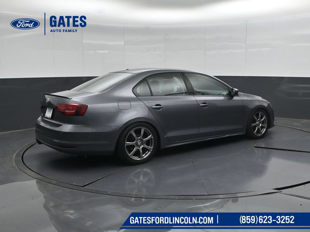 Used 2017 Volkswagen Jetta S FWD image 2