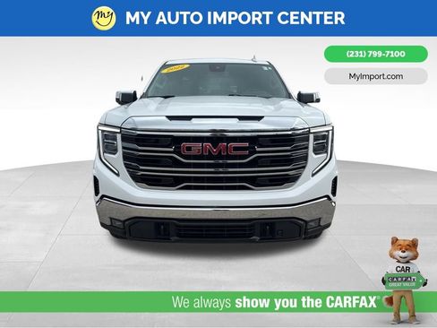 Used 2022 GMC Sierra 1500 SLT image 2