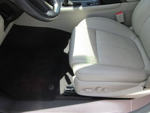 Certified 2014 Buick LaCrosse Leather FWD image 19
