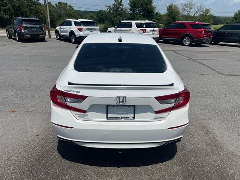 Used 2022 Honda Accord Sport image 8
