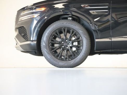 Used 2025 Genesis GV80 2.5T Standard AWD/4WD image 9