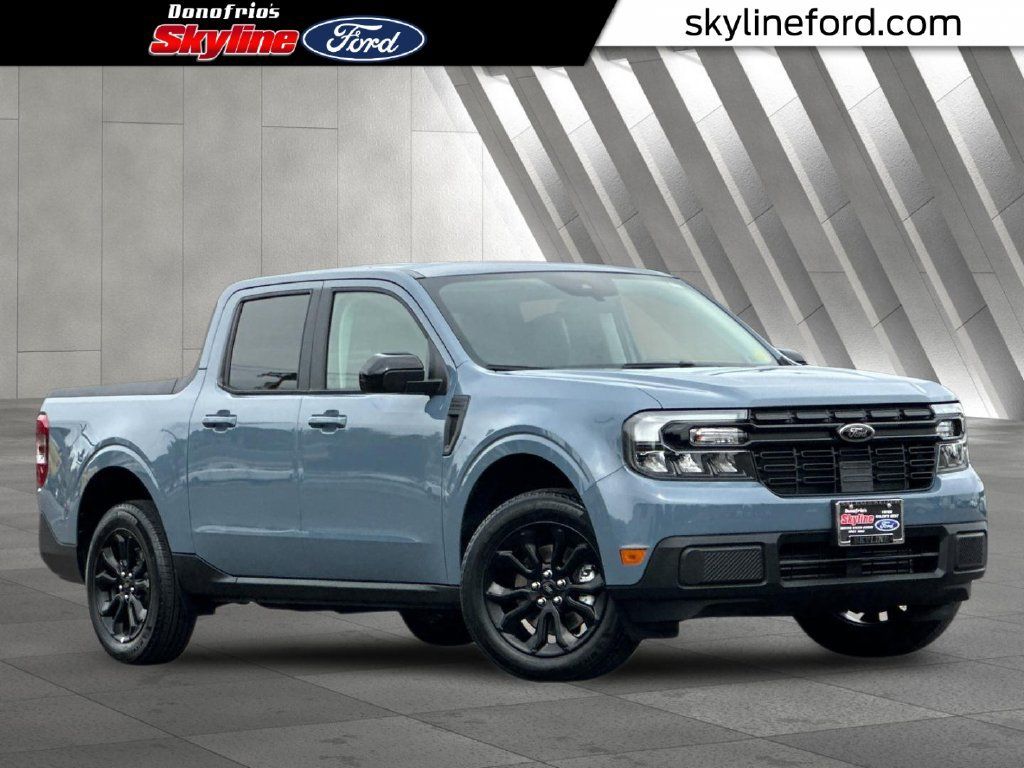 Certified 2024 Ford Maverick Lariat w/ Black Appearance Package AWD/4WD image 1
