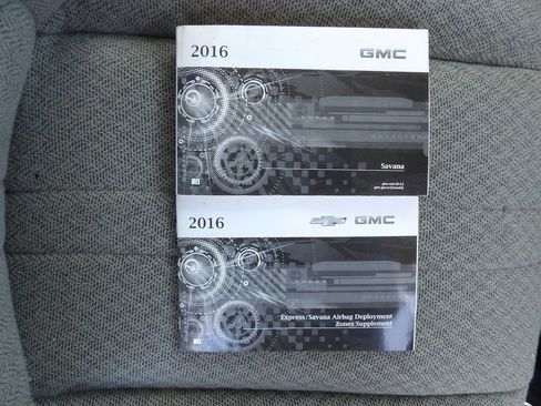 Used 2016 GMC Savana 3500 Extended image 26