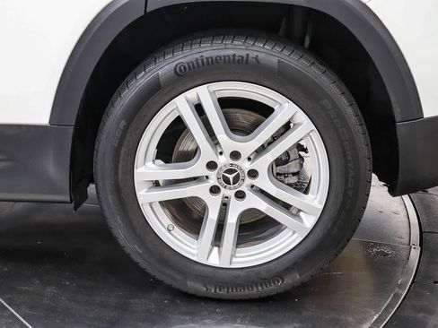 Used 2022 Mercedes-Benz GLB 250 4MATIC image 10