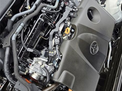 Certified 2025 Toyota Camry LE image 18