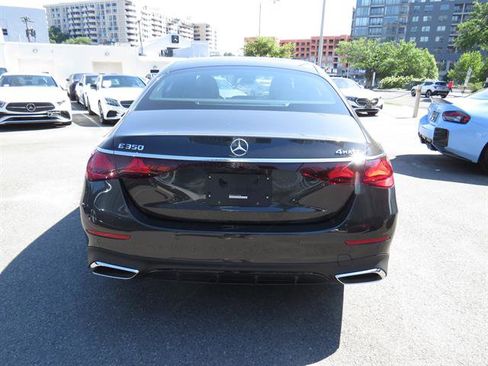 Used 2026 Mercedes-Benz E 350 4MATIC Sedan image 3