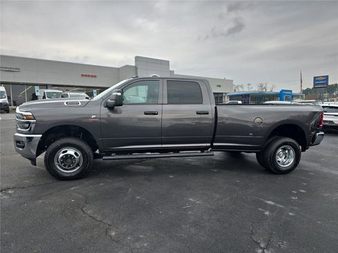 New 2026 RAM 3500 Tradesman image 7