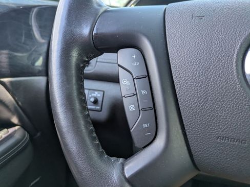 Used 2017 Buick Enclave Premium FWD image 26