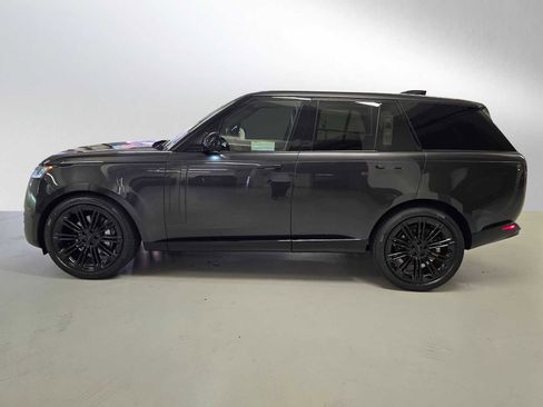 New 2026 Land Rover Range Rover SE AWD/4WD image 2