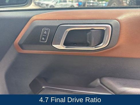 Certified 2024 Ford Bronco Outer Banks w/ Sasquatch Package image 30