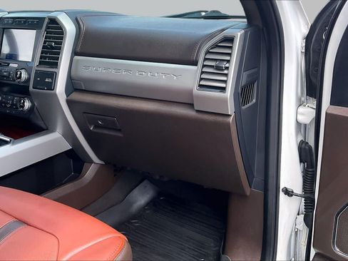 Used 2020 Ford F250 King Ranch w/ King Ranch Ultimate Package AWD/4WD image 18