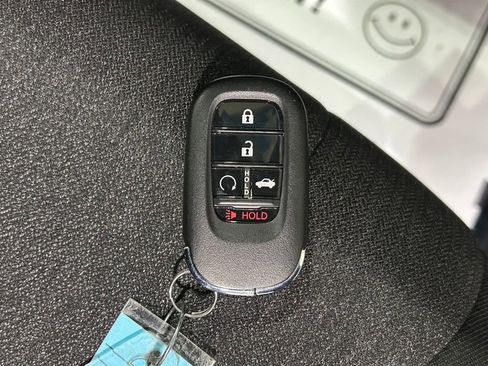 Used 2025 Honda Accord Sport image 29