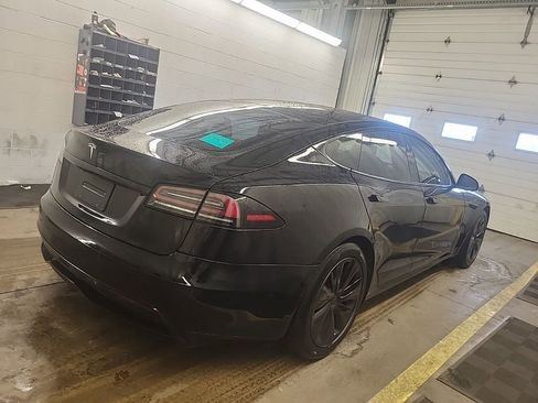 Used 2023 Tesla Model S Standard Range image 4