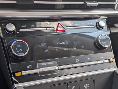 New 2026 Hyundai Santa Fe SE FWD image 22