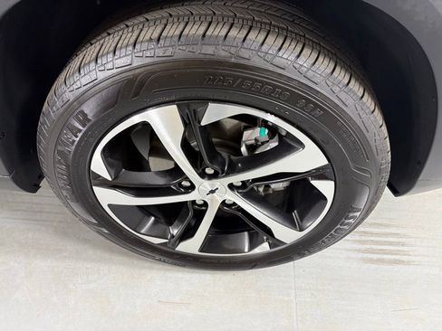 Used 2024 Chevrolet Trax RS w/ Driver Confidence Package image 11