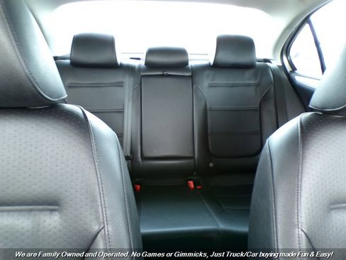 Used 2015 Volkswagen Jetta SE image 20