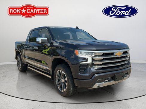 Used 2023 Chevrolet Silverado 1500 High Country w/ Technology Package AWD/4WD image 1