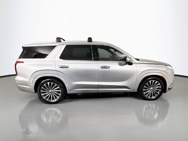 Used 2024 Hyundai Palisade Calligraphy FWD image 11