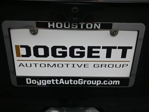 Used 2016 Ford Explorer XLT w/ Equipment Group 202A image 2