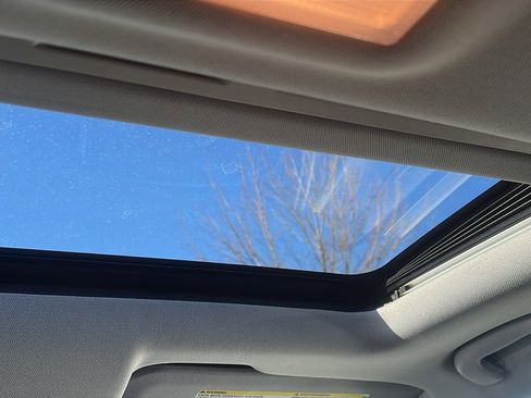 Used 2017 Chevrolet Trax LT w/ Sun & Sound Package image 24