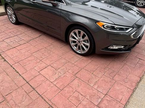 Used 2017 Ford Fusion Platinum image 7