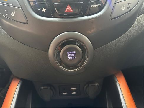 Used 2016 Hyundai Veloster Turbo w/ Option Group 04 image 25