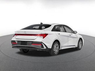 Used 2026 Hyundai Elantra Hybrid FWD video 2