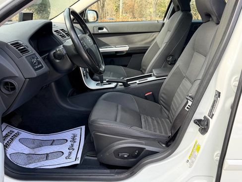 Used 2010 Volvo S40 2.4i image 11
