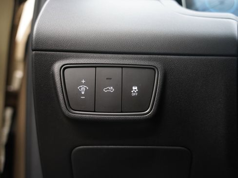 Used 2023 Hyundai Santa Cruz Limited w/ Launch Package image 23