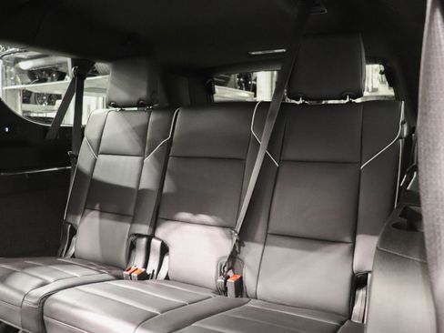 Certified 2023 Cadillac Escalade ESV Sport w/ LPO, ONYX Package AWD/4WD image 21
