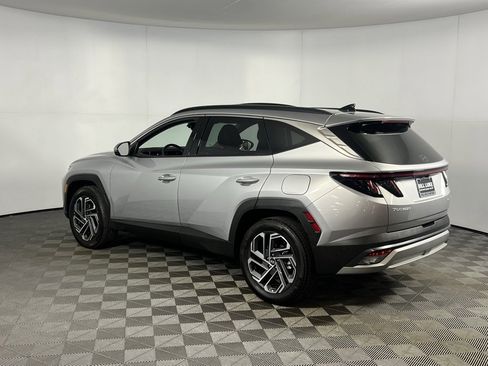 Used 2025 Hyundai Tucson Limited image 8