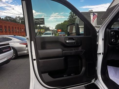 Used 2024 GMC Sierra 2500 Pro AWD/4WD image 12