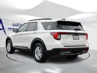 Used 2025 Ford Explorer Active w/ Active Comfort Package