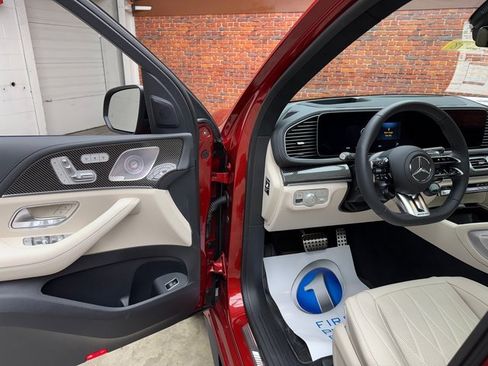 New 2025 Mercedes-Benz GLE 63 AMG S image 9