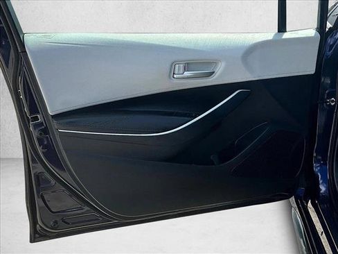Used 2020 Toyota Corolla SE FWD image 17