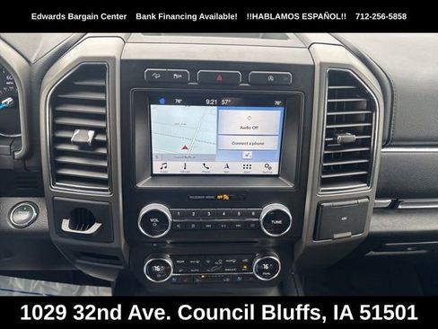 Used 2018 Ford Expedition XLT w/ Equipment Group 202A AWD/4WD image 20