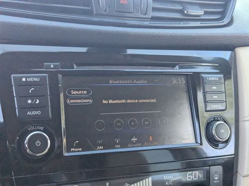 Used 2019 Nissan Rogue SV FWD image 23