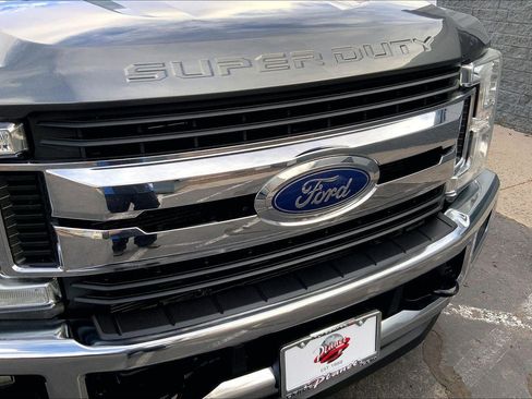 Used 2019 Ford F250 XLT w/ XLT Value Package image 30