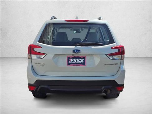 Used 2021 Subaru Forester AWD/4WD image 4