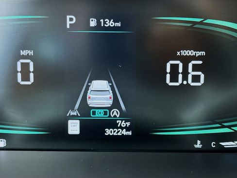 Used 2023 Hyundai Palisade SE FWD image 8